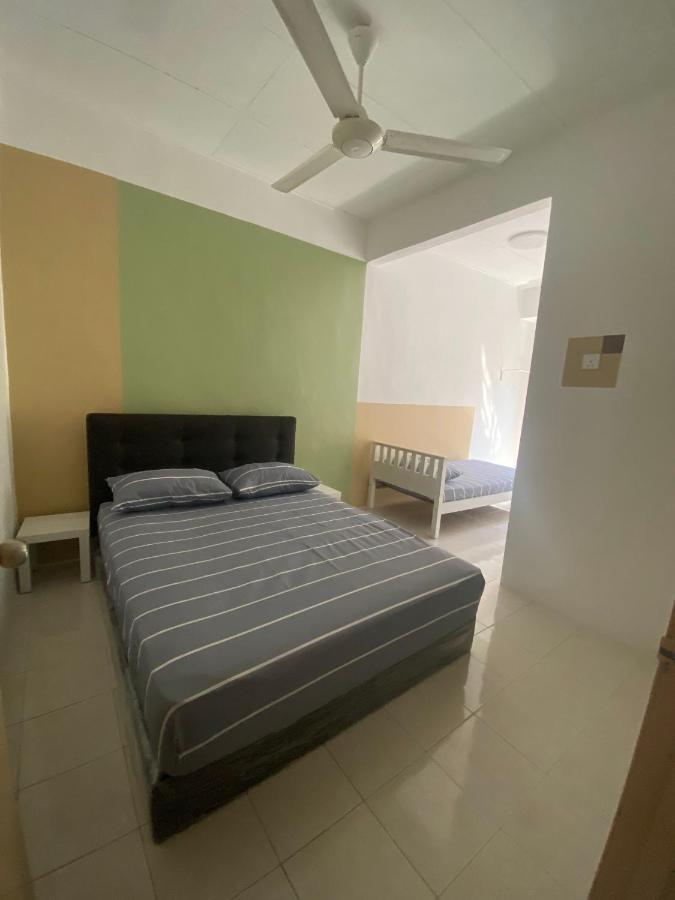 Villa Comfy Sutera Seberang Jaya Kampong Belah Dua Exterior foto