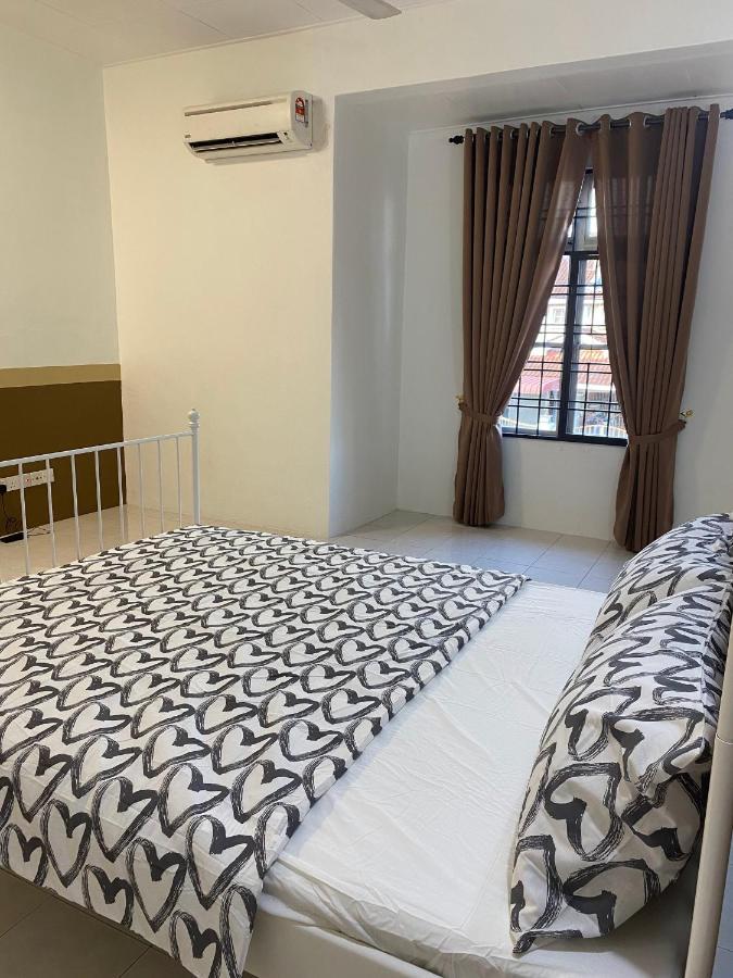 Villa Comfy Sutera Seberang Jaya Kampong Belah Dua Exterior foto