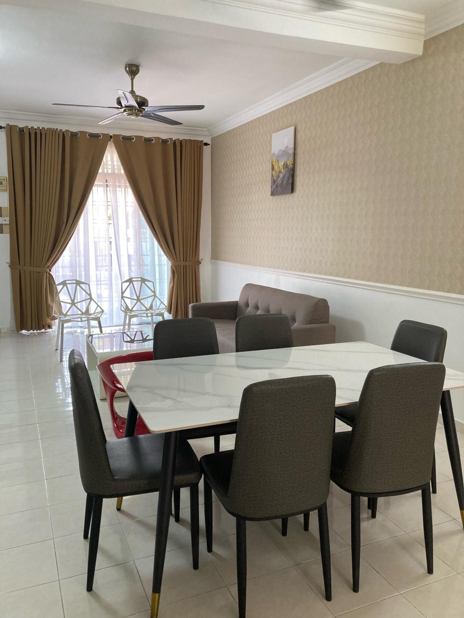 Villa Comfy Sutera Seberang Jaya Kampong Belah Dua Exterior foto